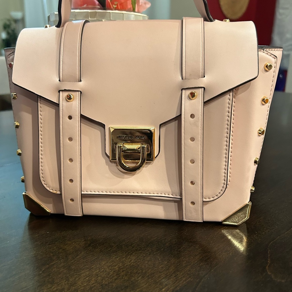 Michael Kors Manhattan